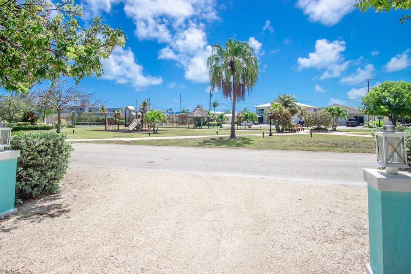 Oceans Edge Retreat Villa Key Colony Beach Exterior photo